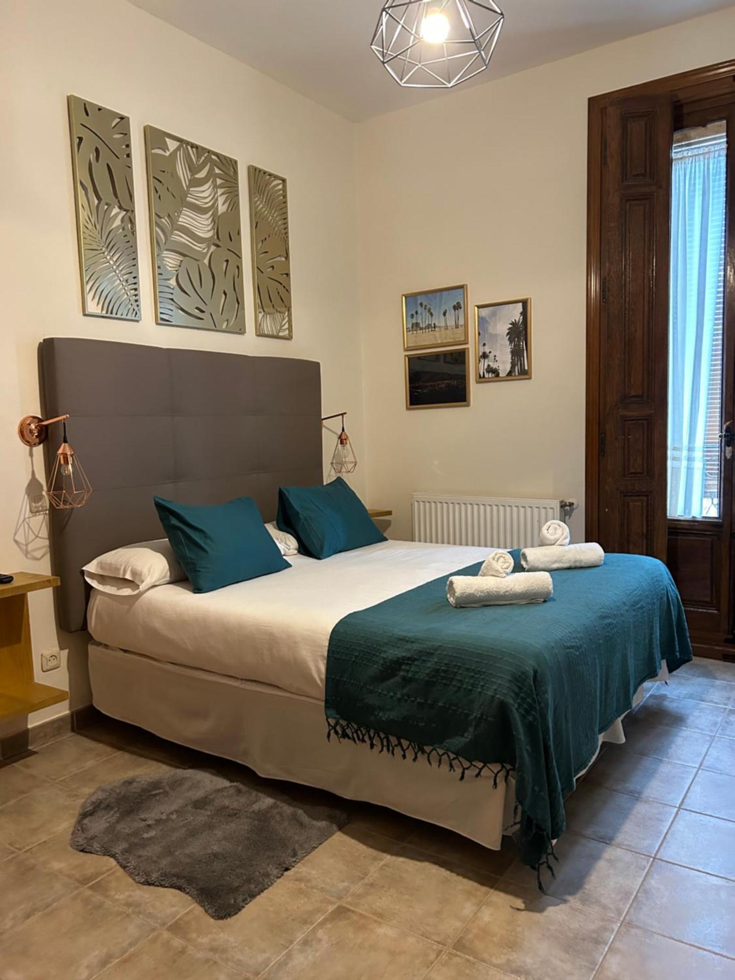 Hostal La Colonial Мадріґаль-де-ла-Вера Екстер'єр фото