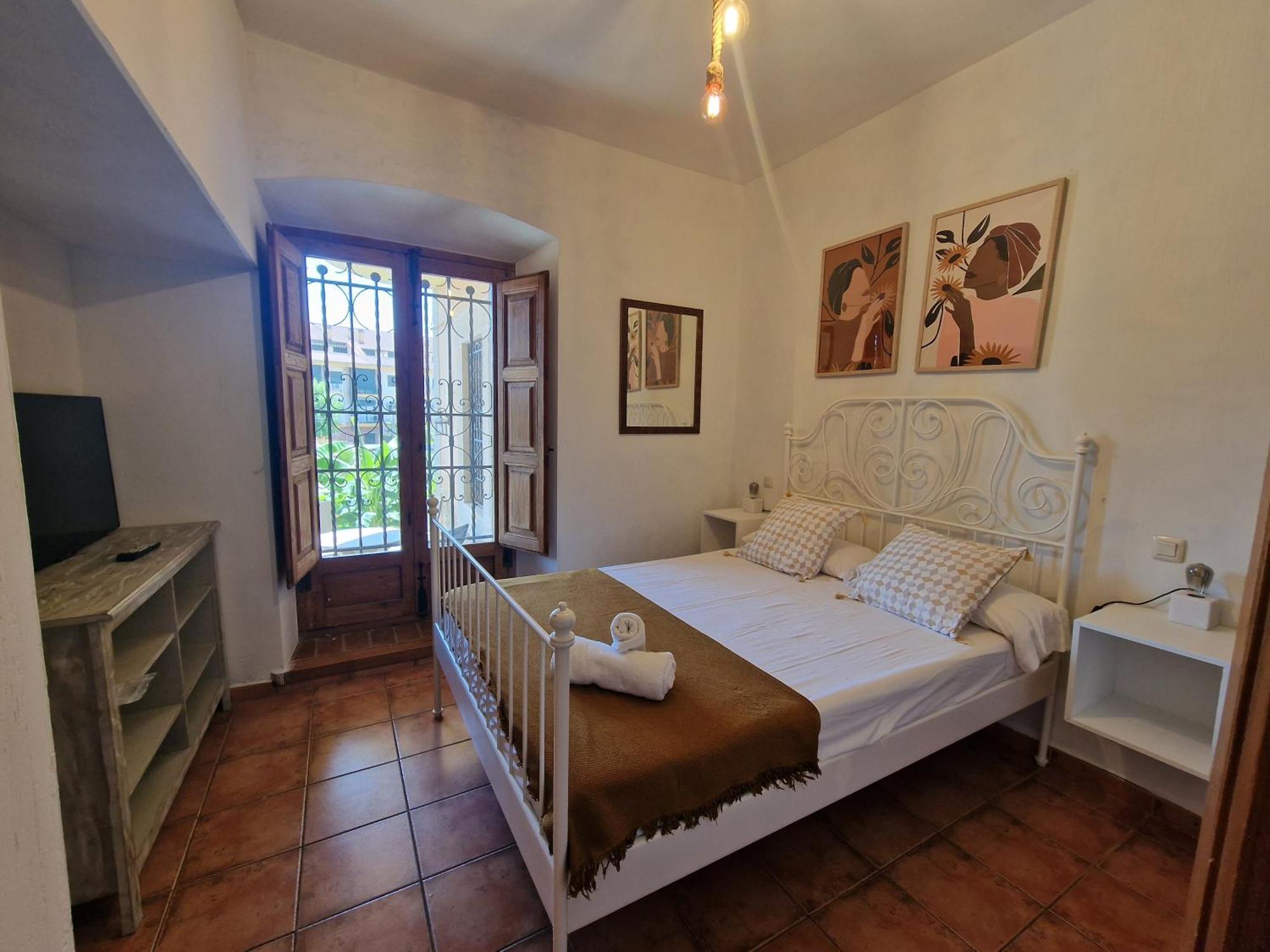 Hostal La Colonial Мадріґаль-де-ла-Вера Екстер'єр фото